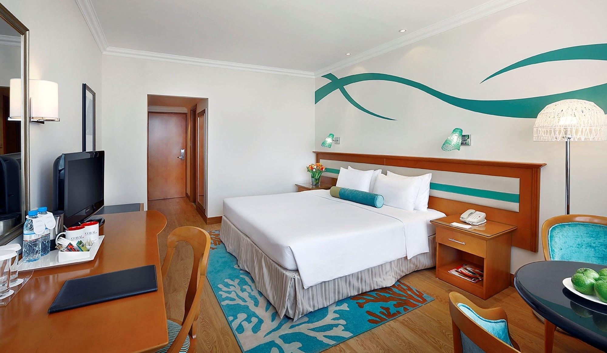Coral Beach Resort Sharjah Resort 4*