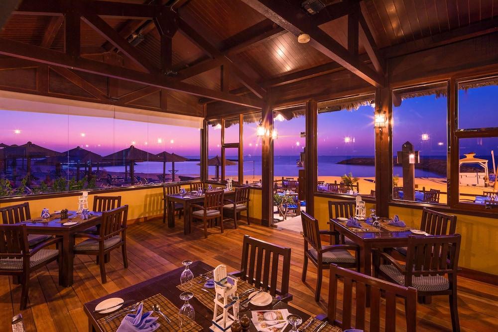 Coral Beach Resort Sharjah Resort