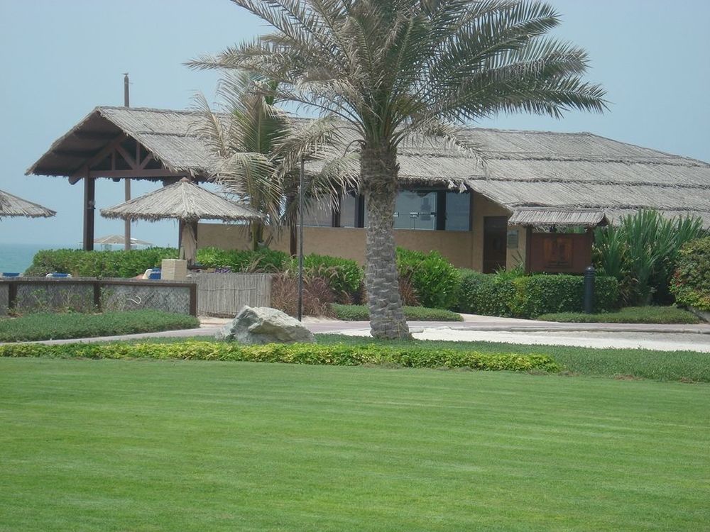 Coral Beach Resort Sharjah 4*