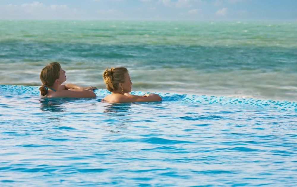 Coral Beach Resort Sharjah 4* Sharjah