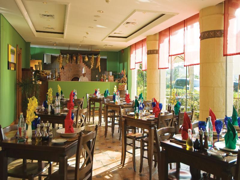 Coral Beach Resort Sharjah Resort 4*